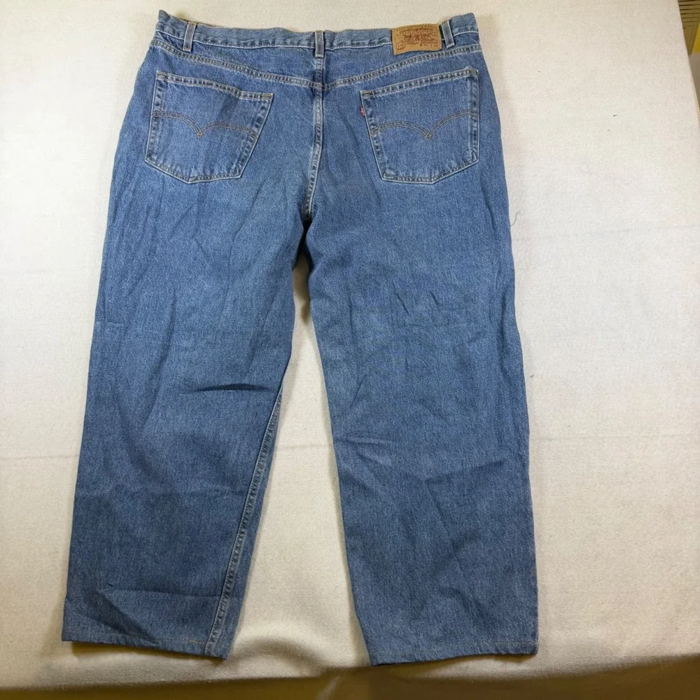 Levis levi 550